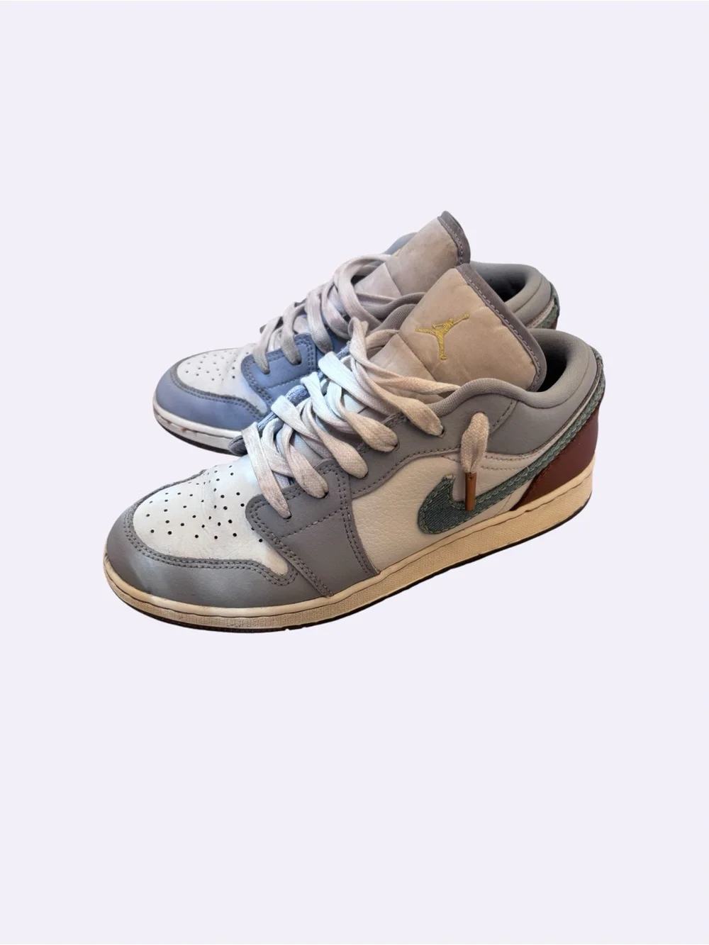 Jordan Low Top Sneakers - Light Blue, White & Brown